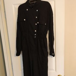 Forever 21 black linen snap closure jumpsuit